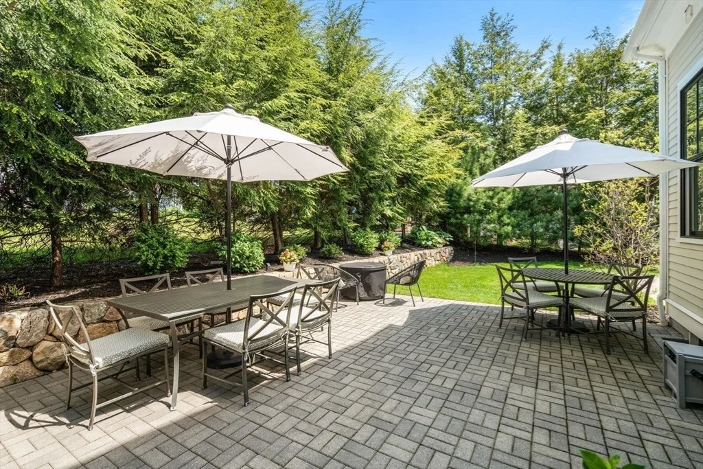 Photo of 33 Hickory Rd