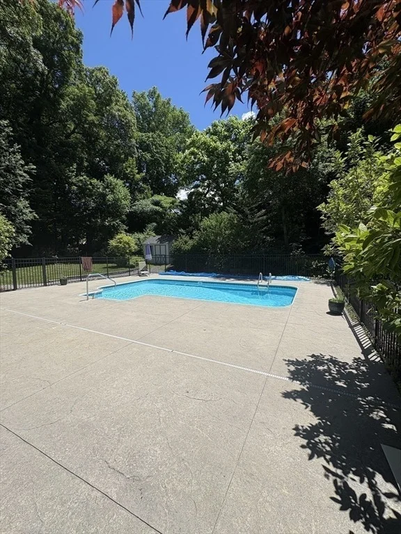 Photo of 35 Houde St