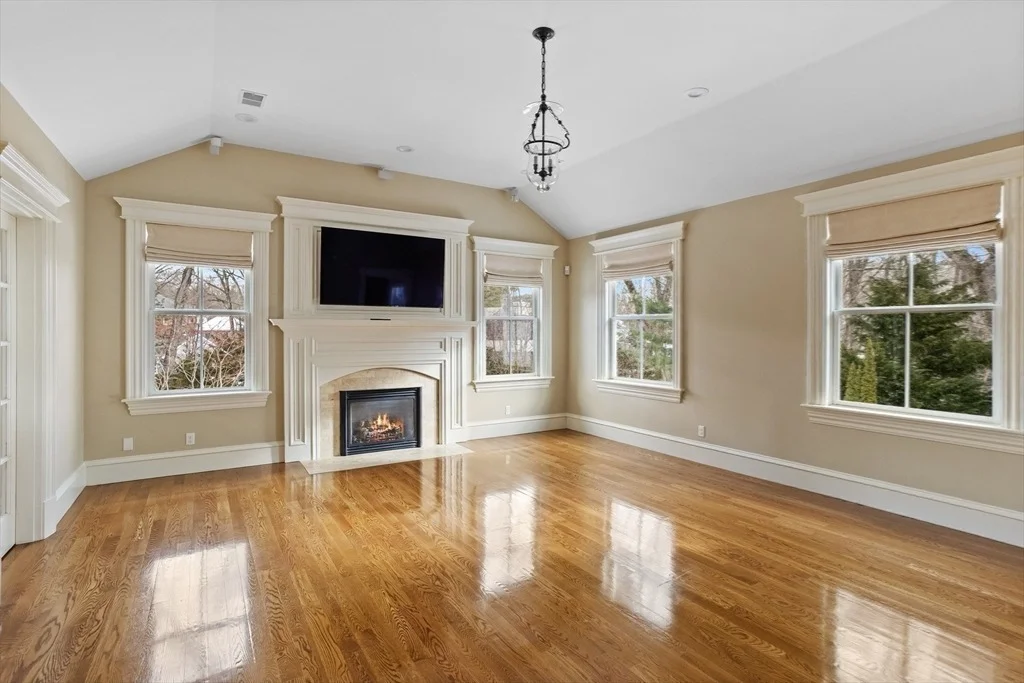 Photo of 23 Burroughs Road