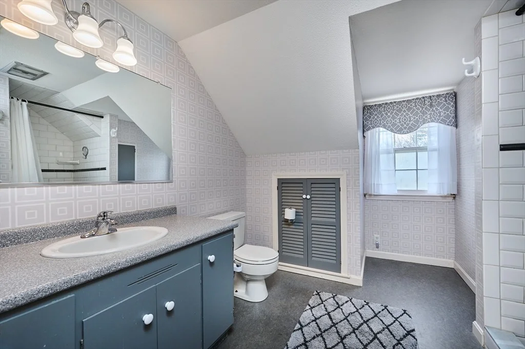Photo of 33 Echo Hill Rd.