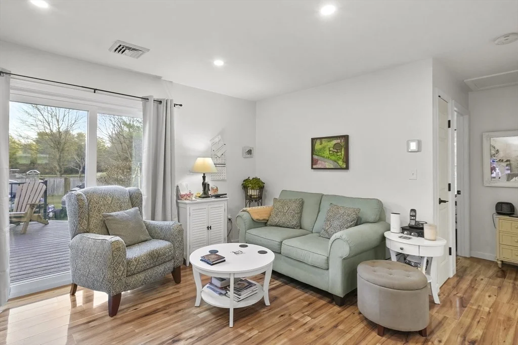 Photo of 430 Wheelwright Road
