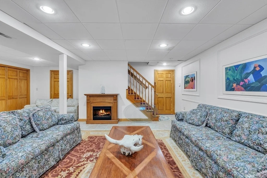 Photo of 143 Charlton Rd