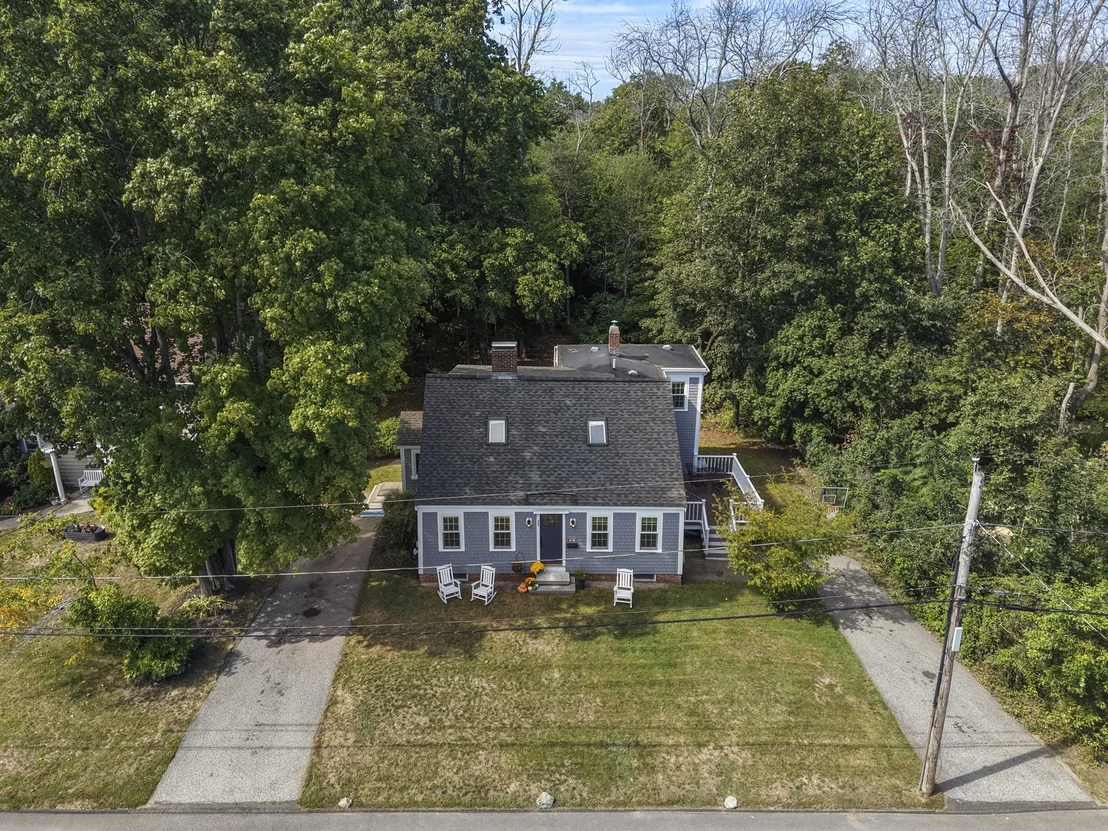 Photo of 35 Smith Pl