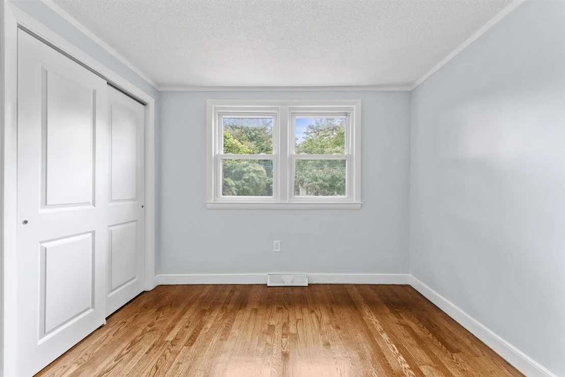 Photo of 100 Middle St