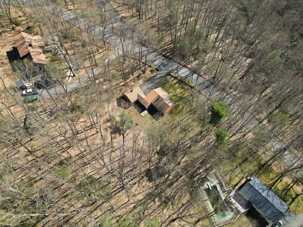 Photo of 514 Leadmine Rd