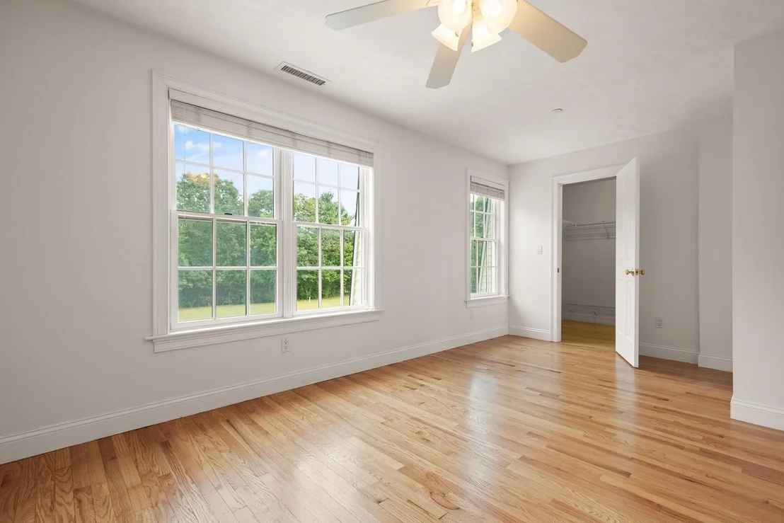 Photo of Unit 8 at 8 Dansreau Place