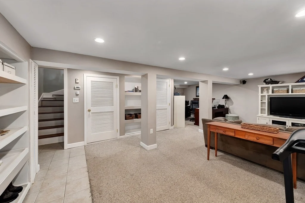 Photo of 7 Perkins Row