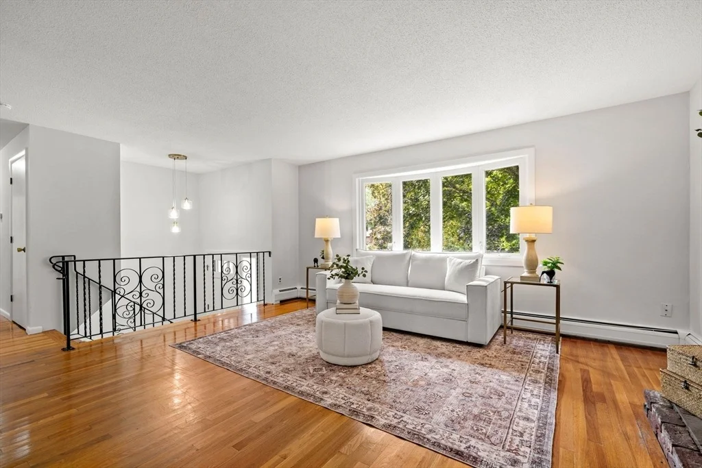 Photo of 21 Freeport Dr