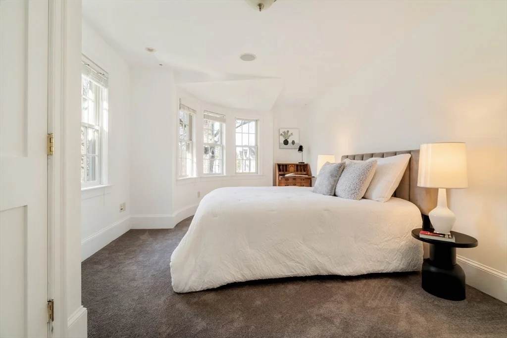 Photo of 10 Rangeley Road