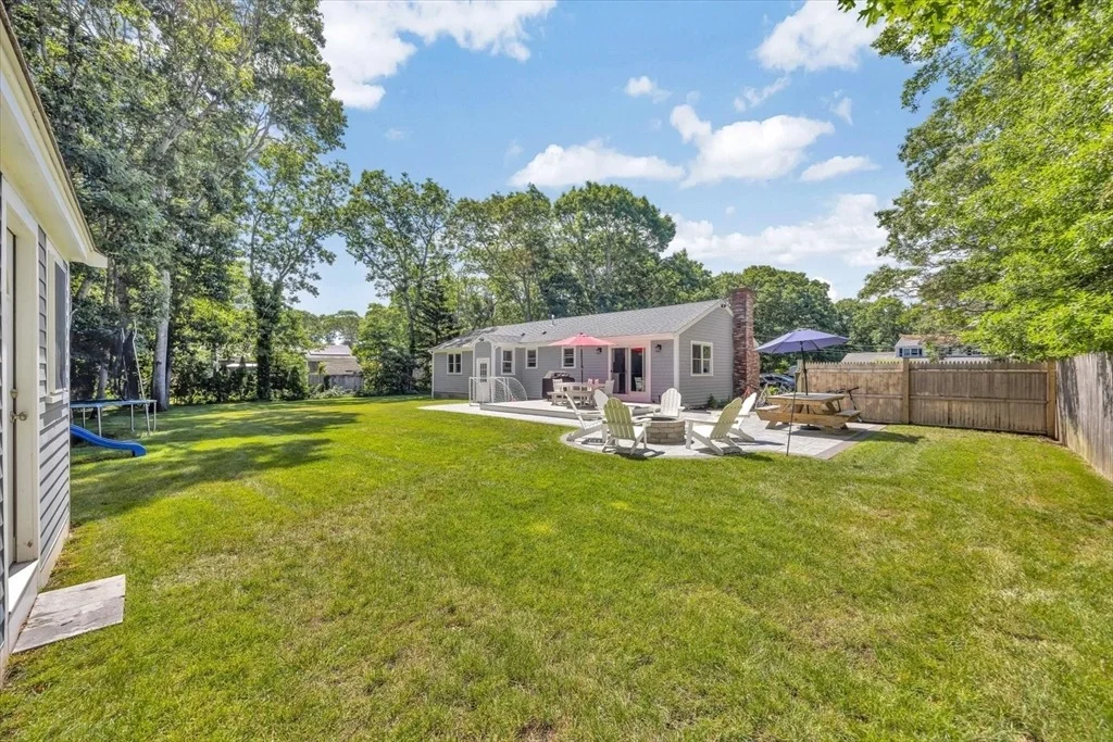 Photo of 25 Nancy Ln