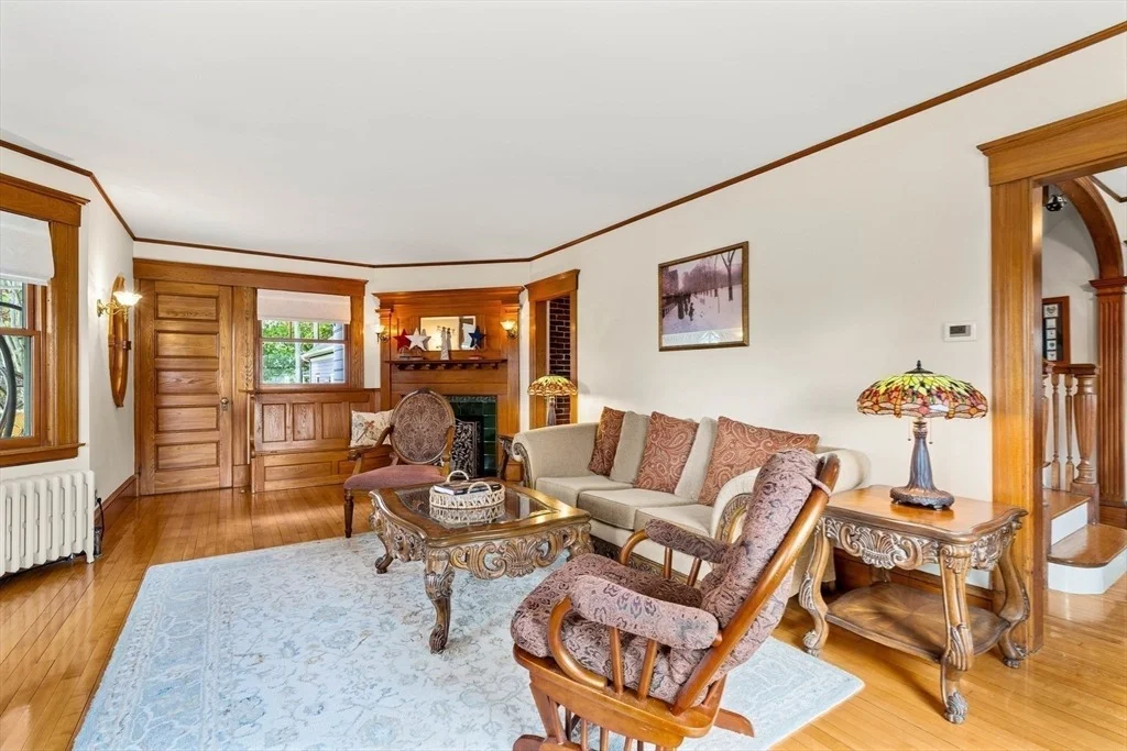 Photo of 9 White Ave