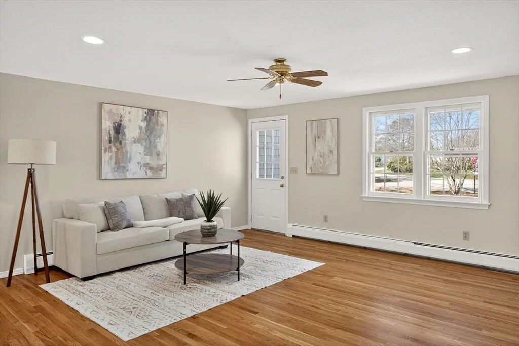 Photo of 493 Prince Hinckley Rd