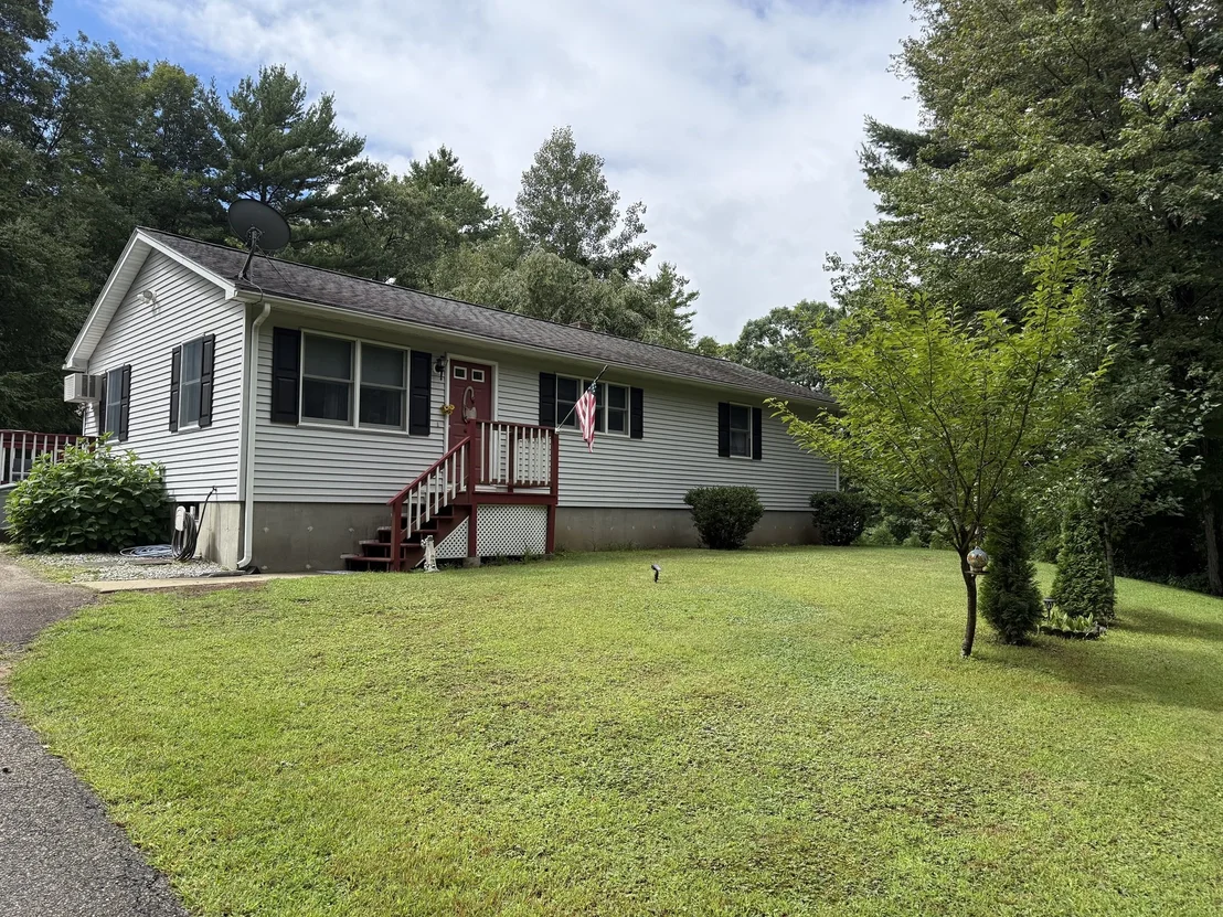 Photo of 36 Leno Rd