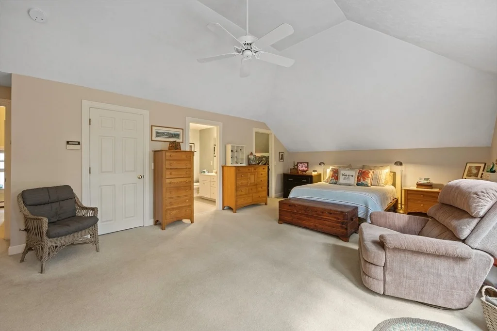 Photo of 298 Cranview Rd