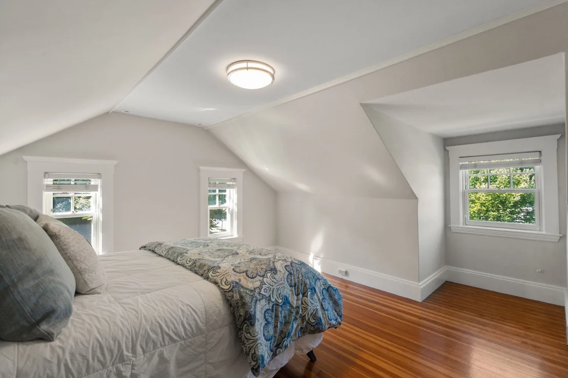 Photo of 164 Common St