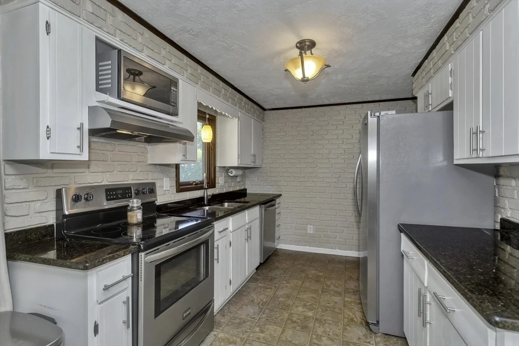 Photo of 23 Beyer Dr
