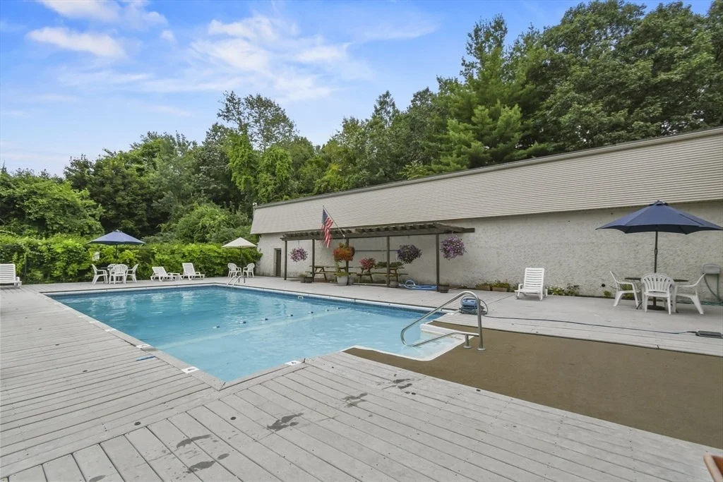 Photo of Unit H at 34 Maple Crest Cir