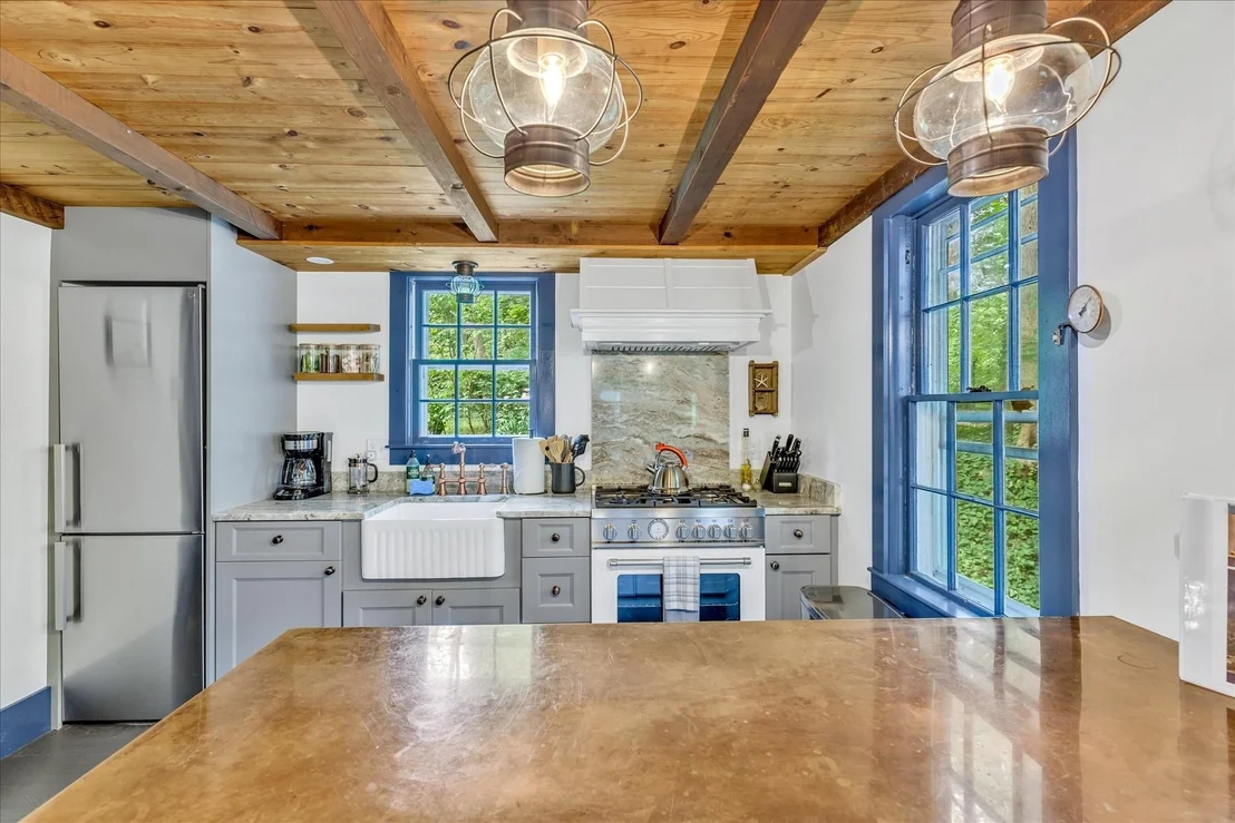 Photo of 1825 Main Street 6a