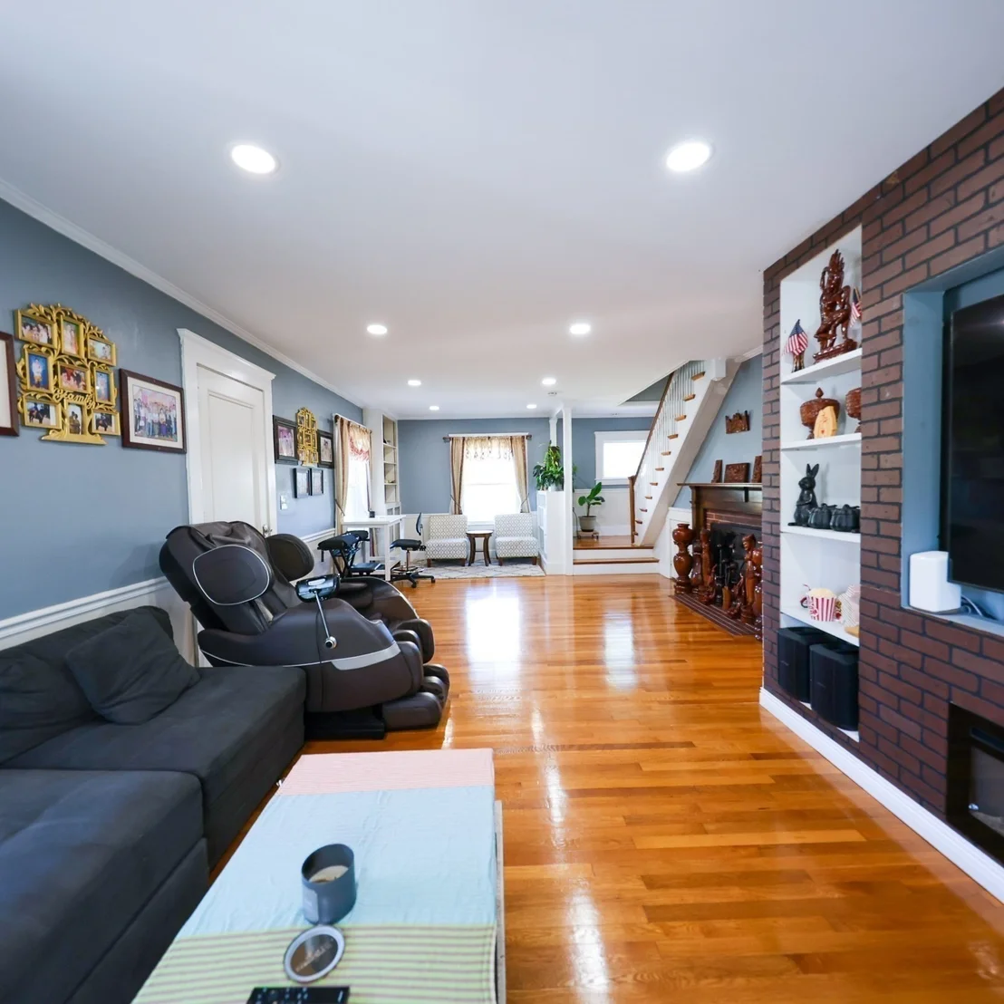 Photo of 374 Pine St