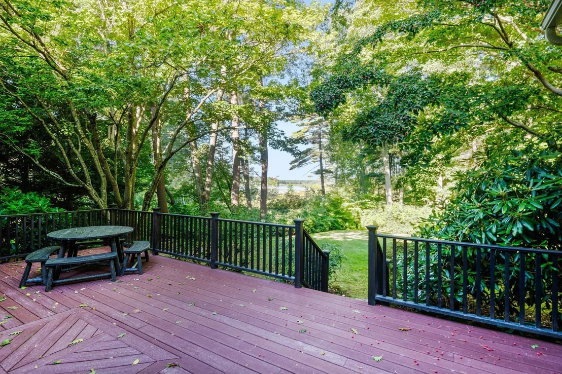 Photo of 4 Webster Cir