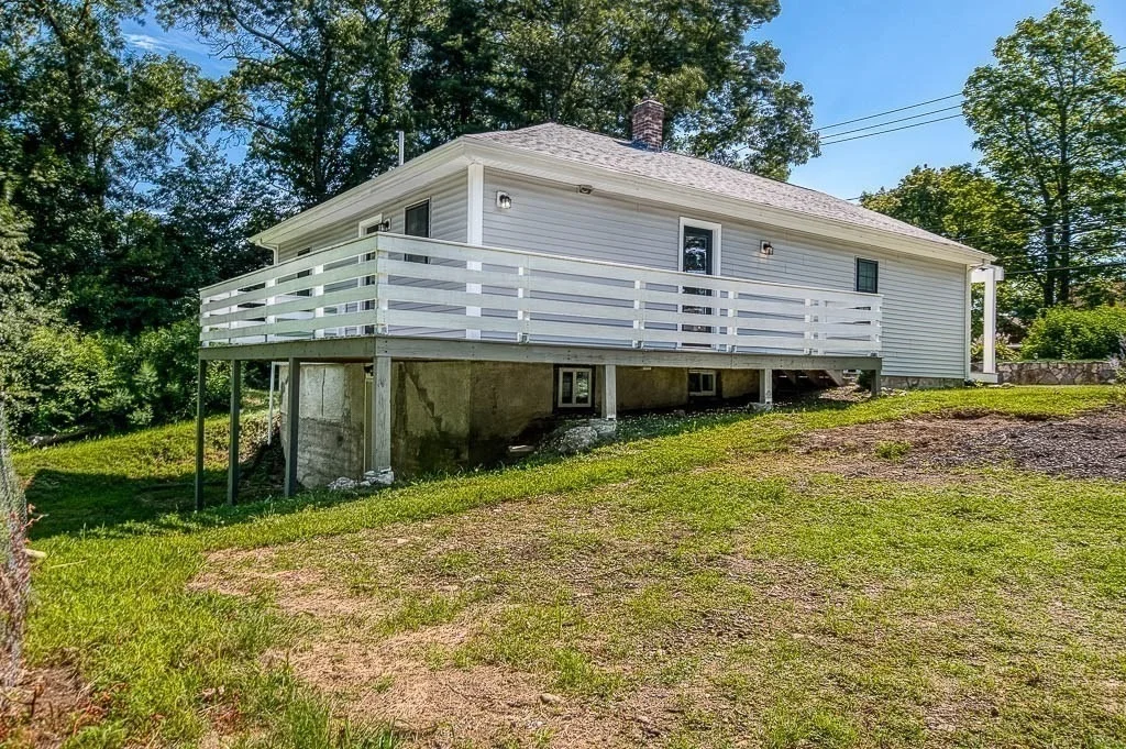 Photo of 1545 Main St