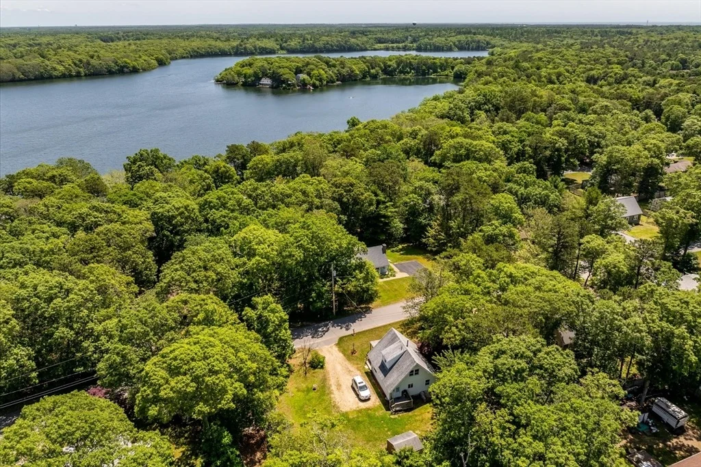 Photo of 42 Beechwood Dr