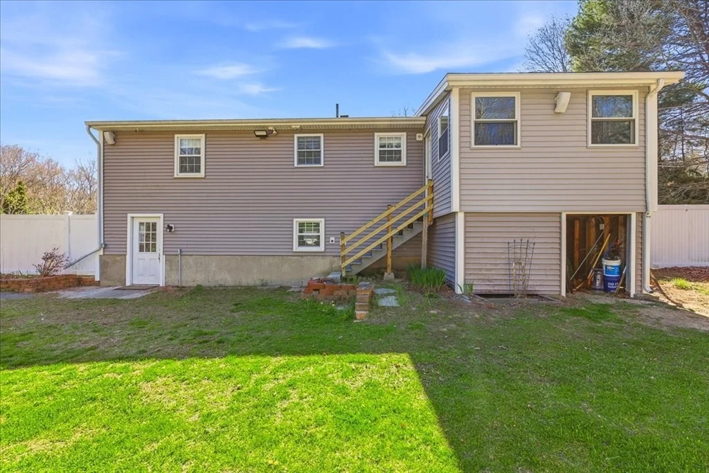 Photo of 53 Colby Dr