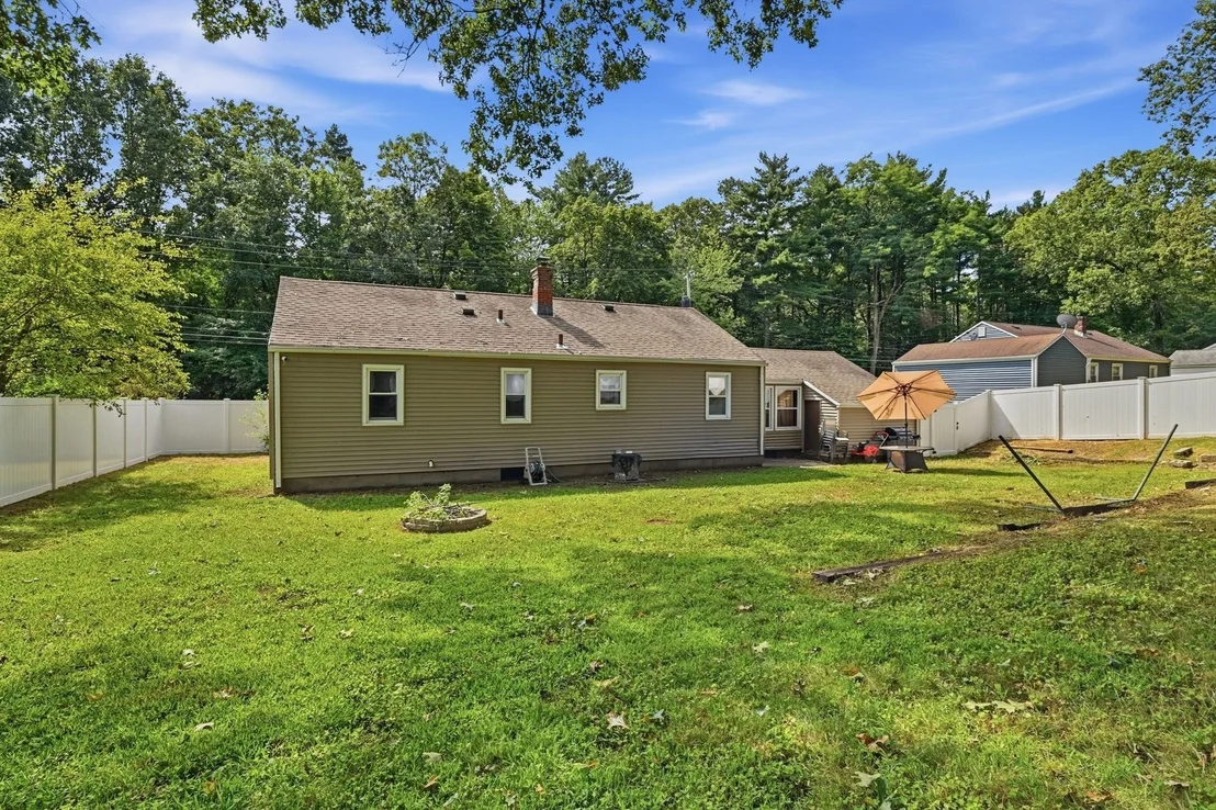 Photo of 42 N Brook Rd