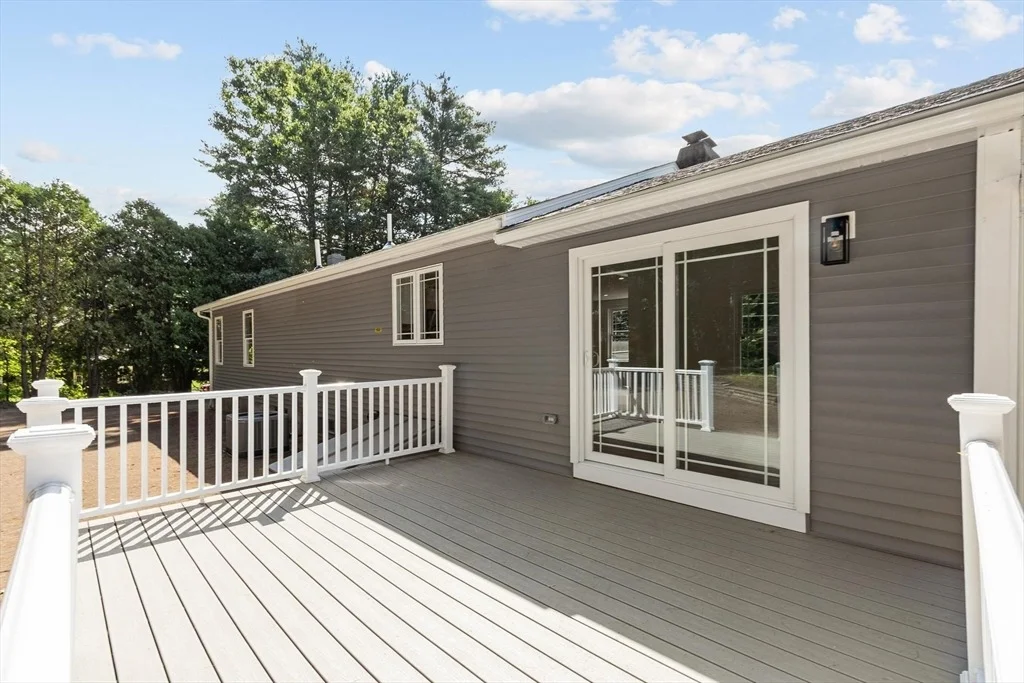 Photo of 63 Maplewood Dr