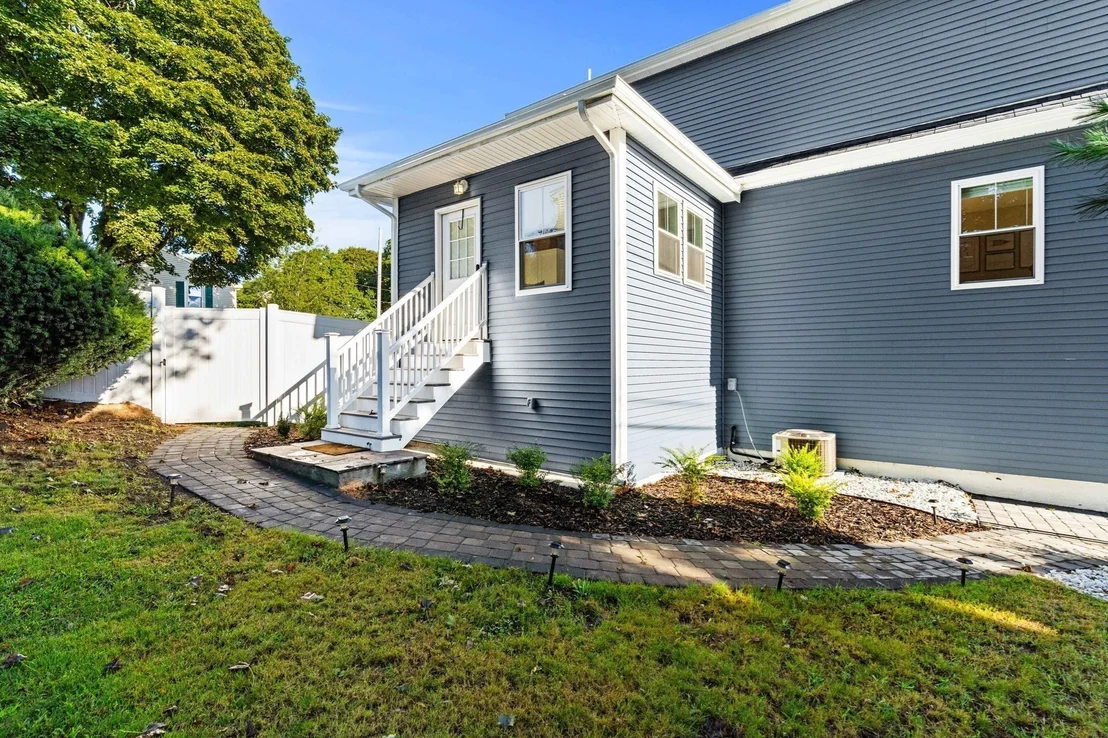 Photo of 30 Williams Street