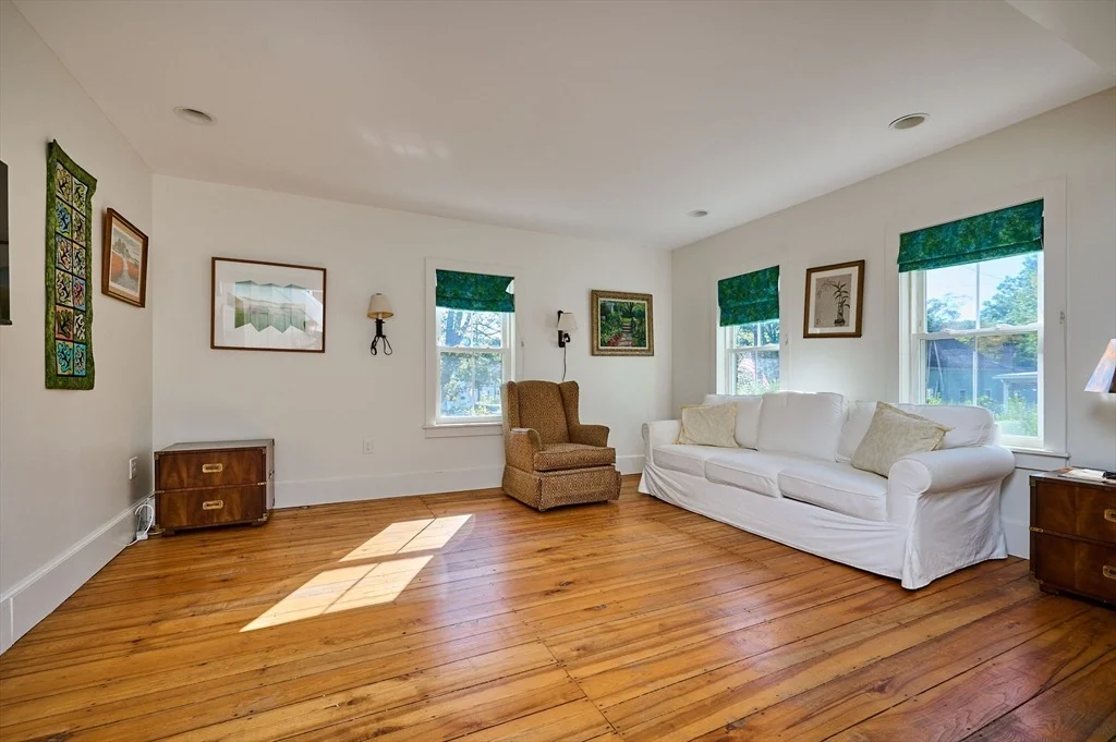 Photo of 14 River Street