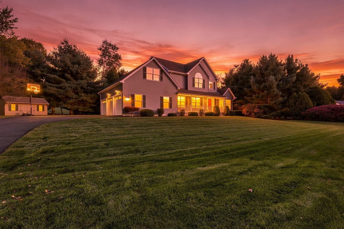 Photo of 7 Holly Cir