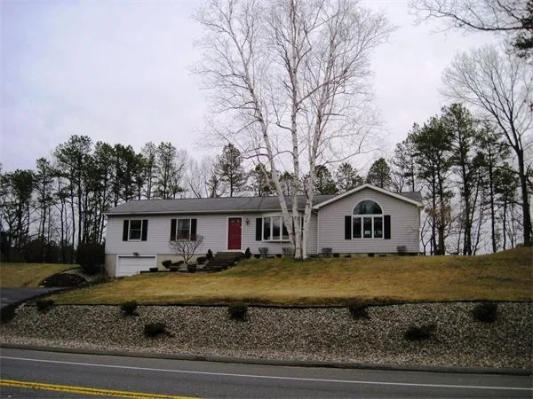Photo of 3161 Boston Road