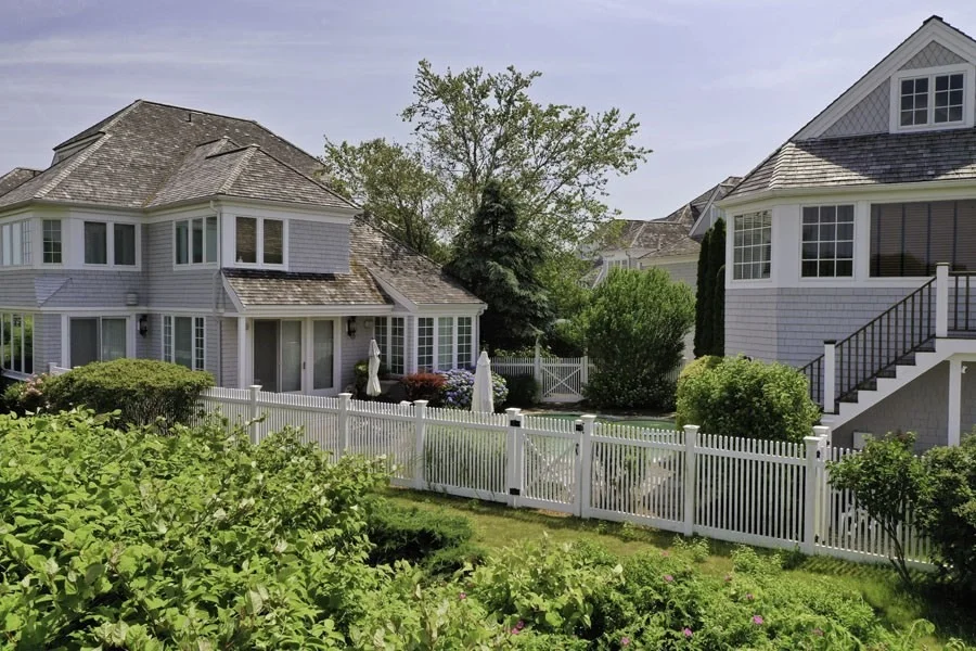 Photo of 125 Shore Dr W