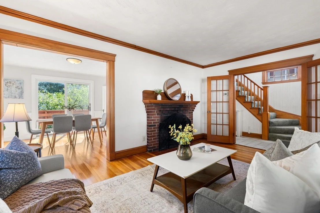 Photo of 152 Mount Vernon St