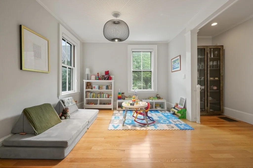 Photo of 46 Central St