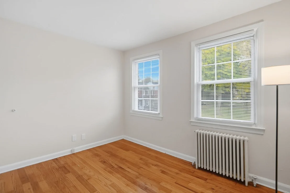 Photo of Unit 2A at 467 Cold Spring Avenue