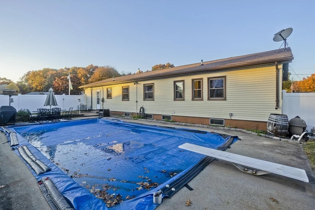 Photo of 185 Fletcher Cir