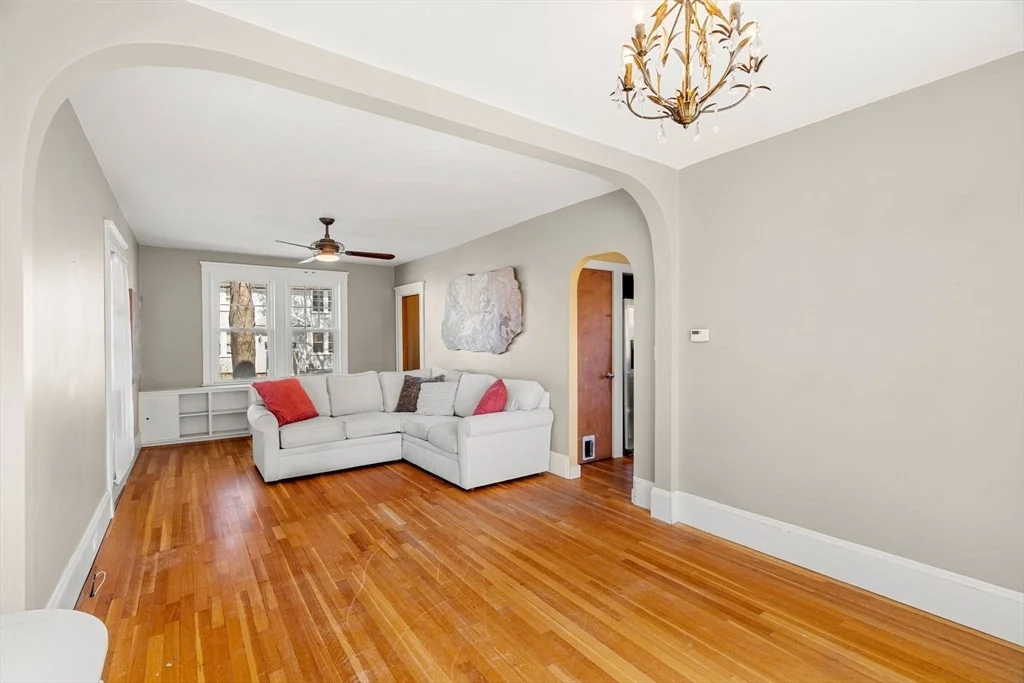 Photo of 16 Raymond Road