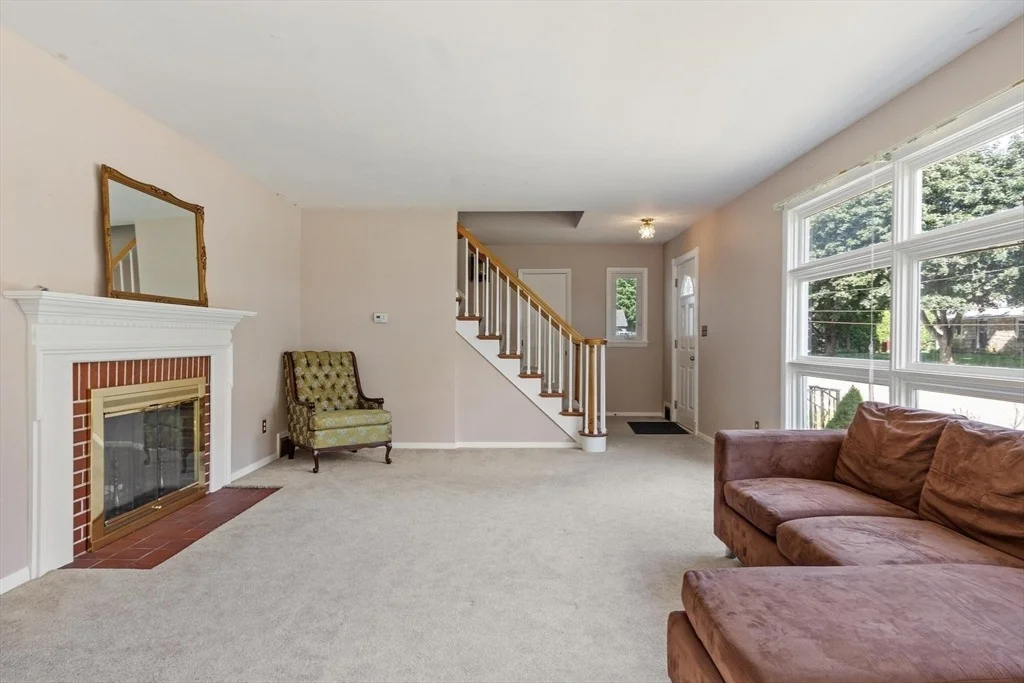 Photo of 5 Sasur St