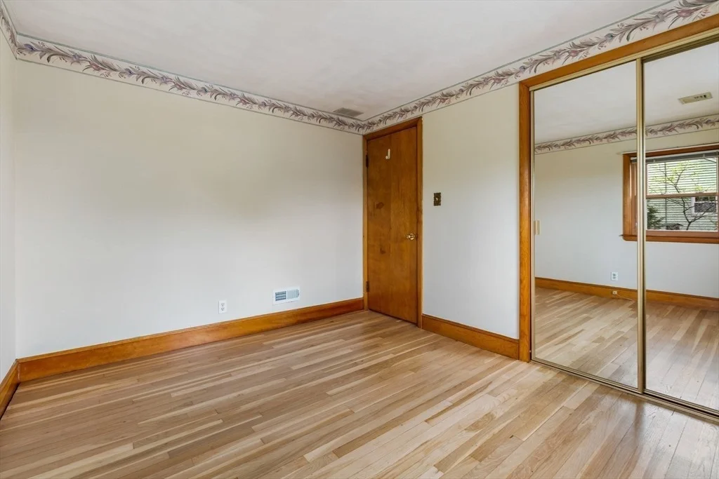 Photo of 303 Forest St