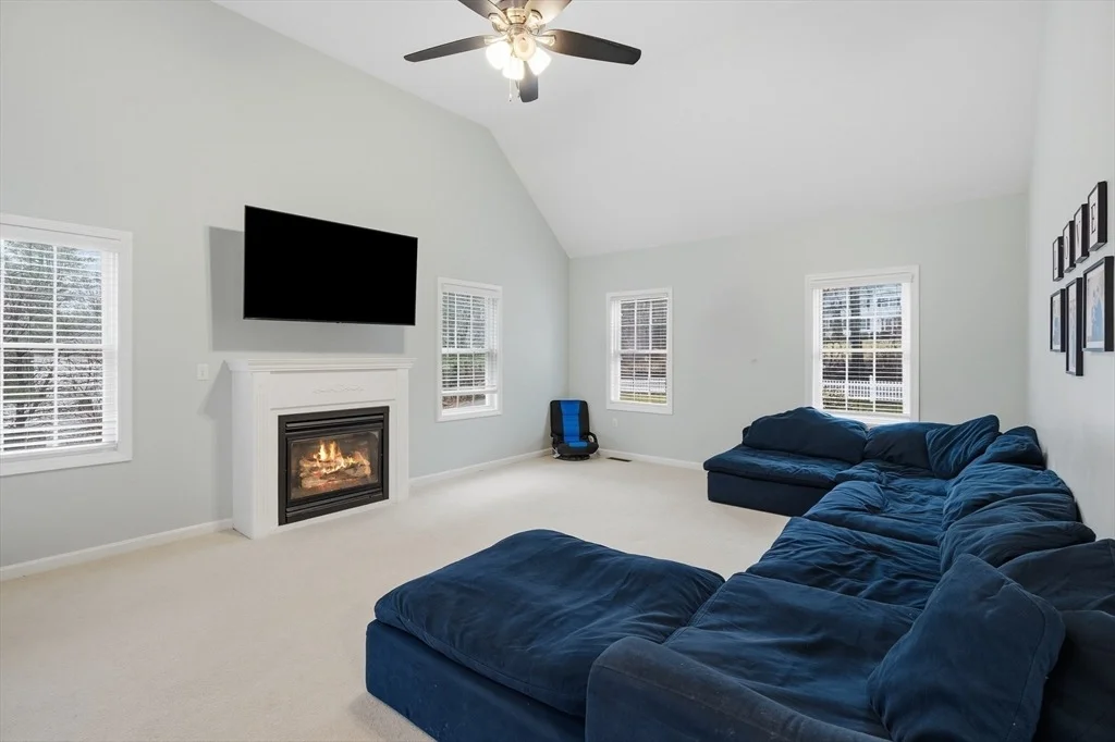 Photo of 380 Richardson Road