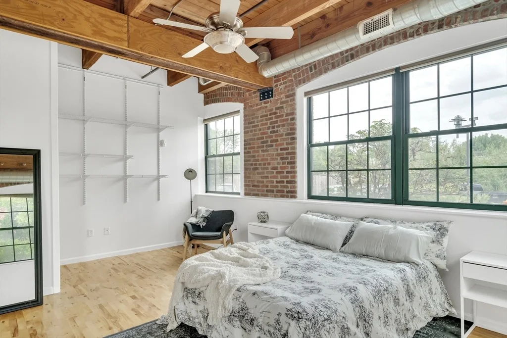 Photo of Unit 106 at 210 Broadway
