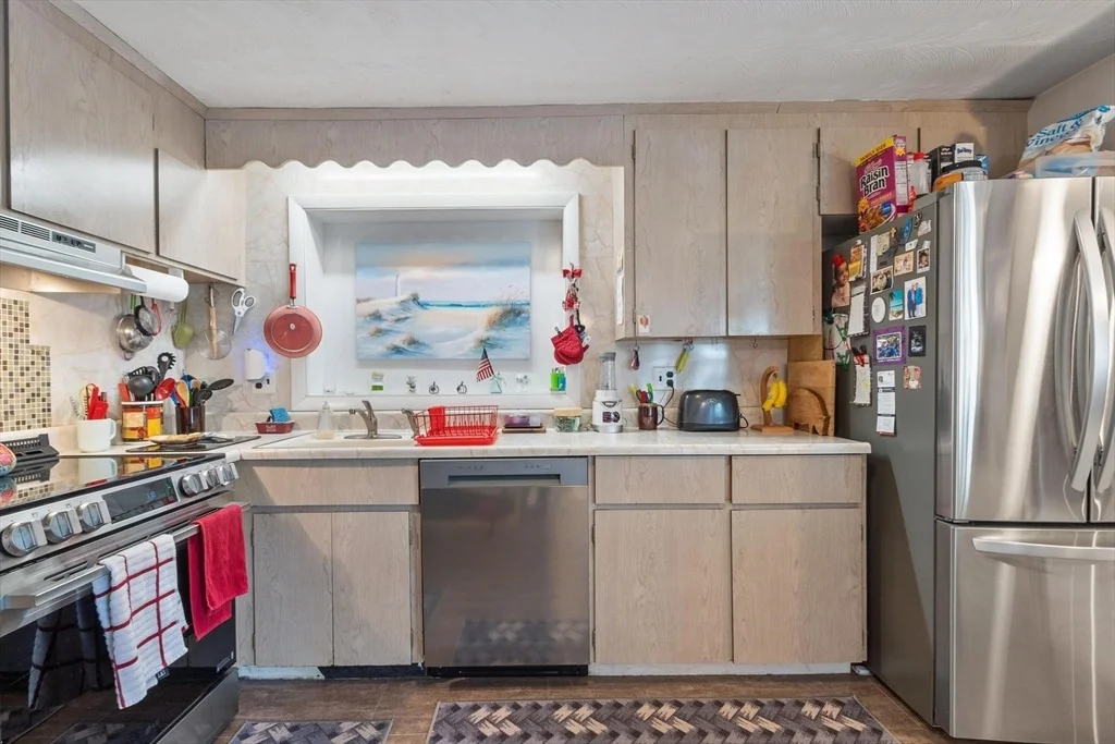 Photo of 40 Ruthellen Road