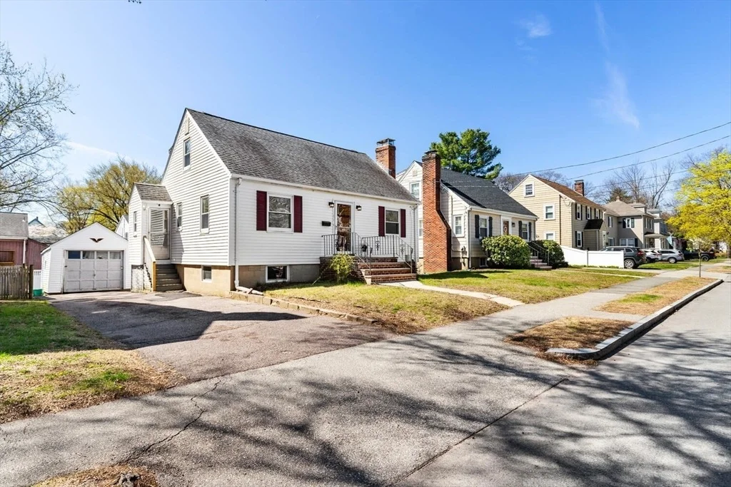 Photo of 61 Bay State Rd