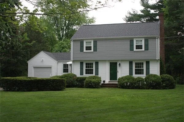 Photo of 574 Pond Street