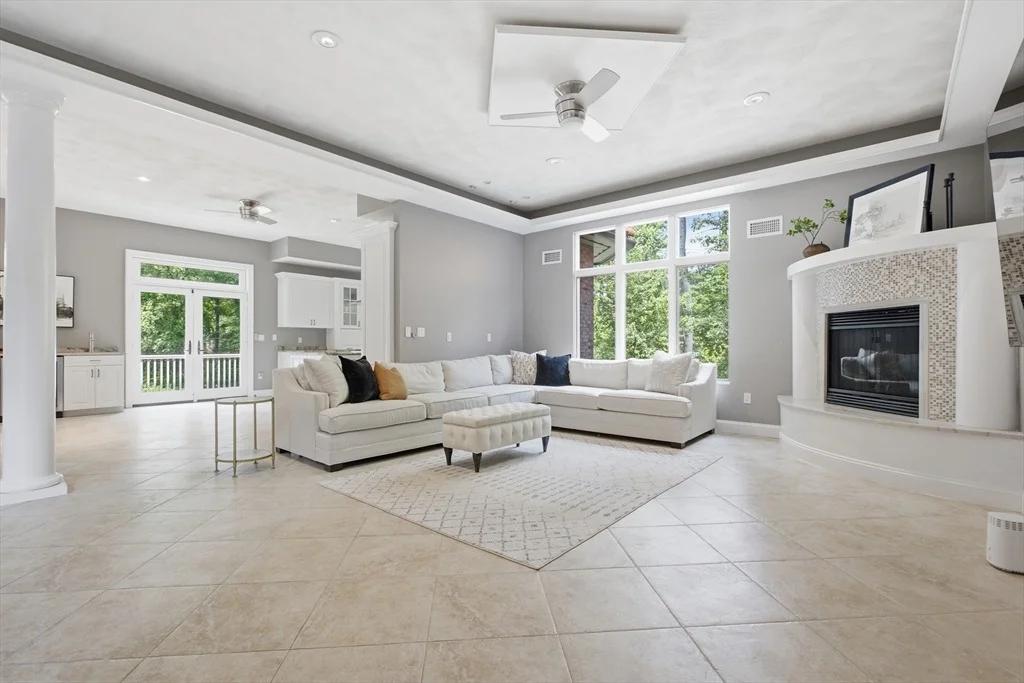 Photo of 8 Janice Ave