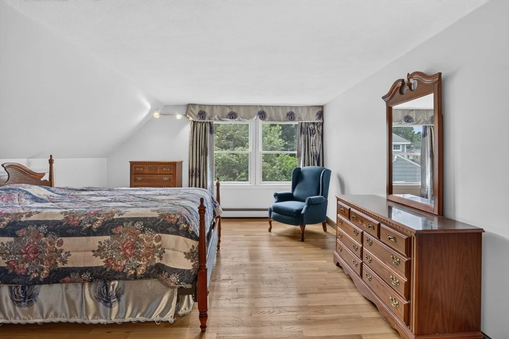 Photo of 8 Marion Ave