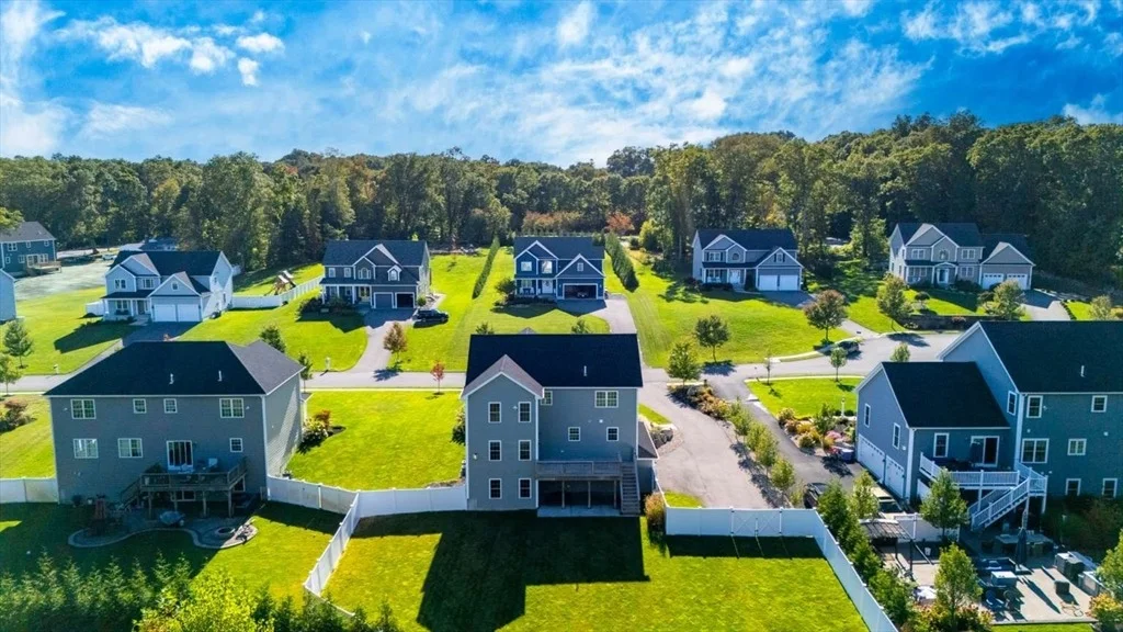 Photo of 9 Hidden Hills Drive