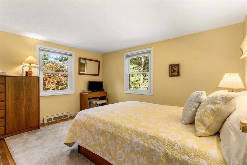 Photo of 19 Smithshire Estates